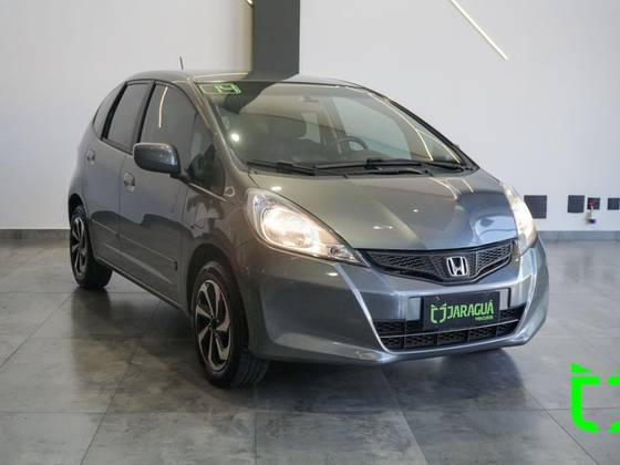HONDA FIT 1.4 DX 16V FLEX 4P MANUAL HONDA FIT 1.4 DX 16V FLEX 4P MANUAL